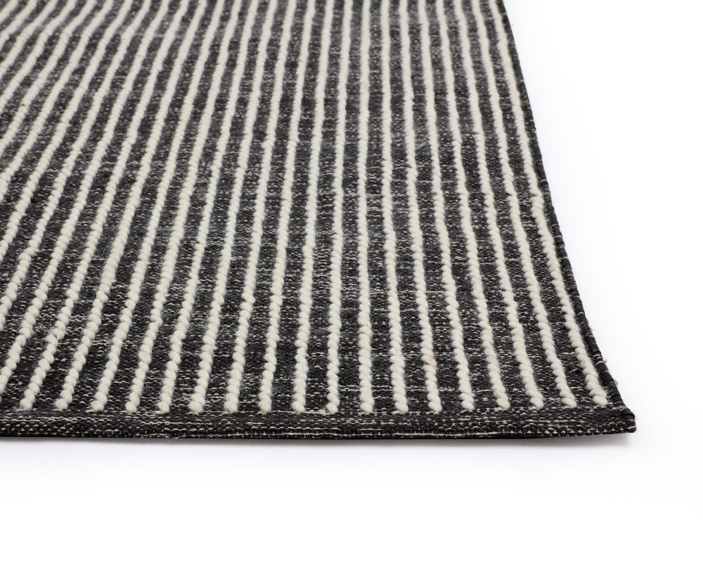 NAHLA SERENE HAND-WOVEN RUG - BLACK / WHITE - 8' X 10'