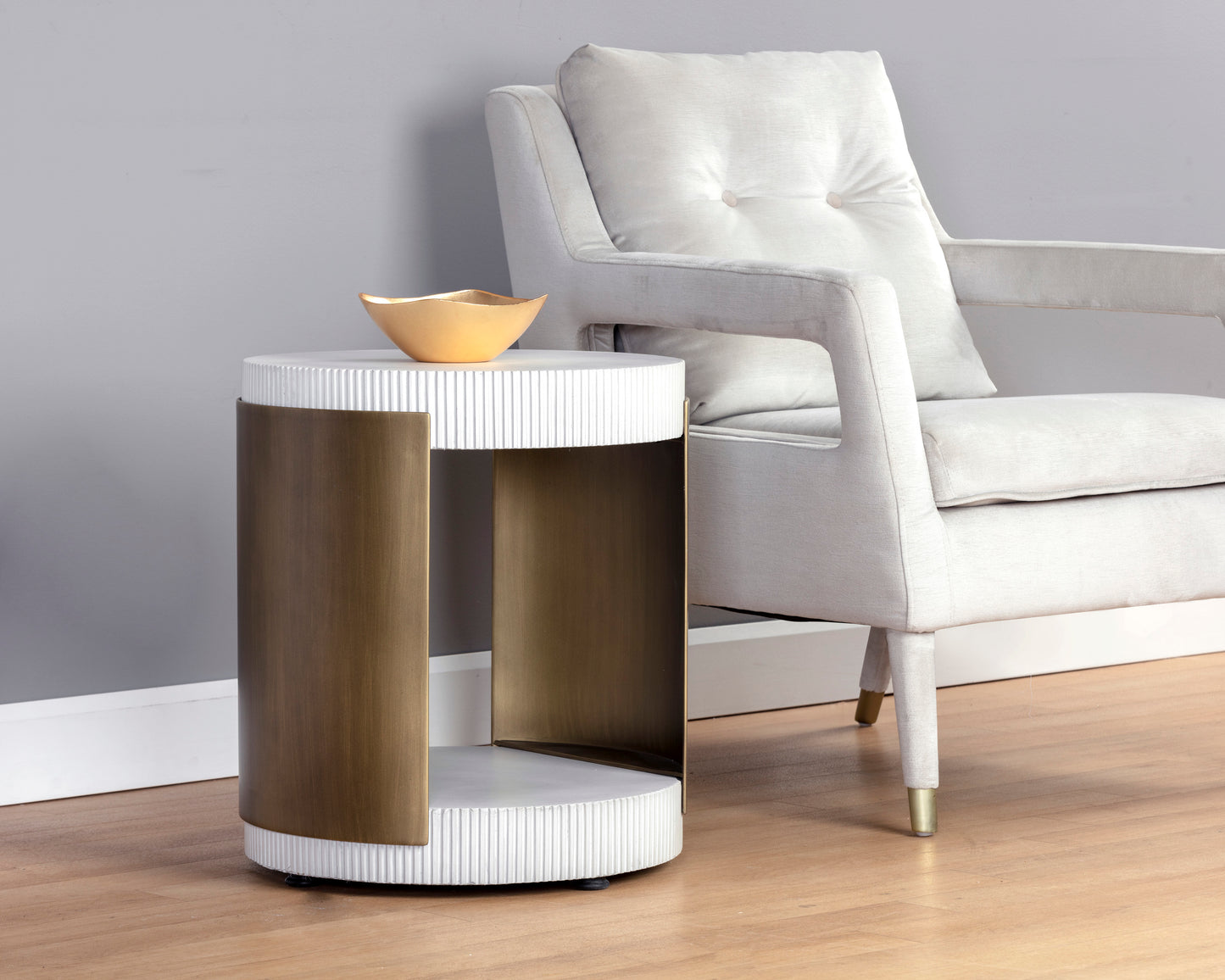 NAHLA CAVETTE END TABLE