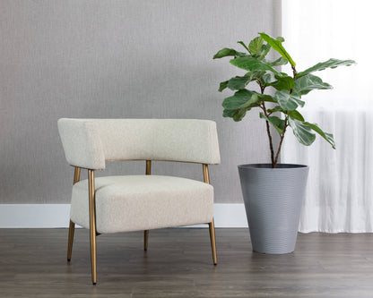 NAHLA MAESTRO LOUNGE CHAIR - DOVE CREAM