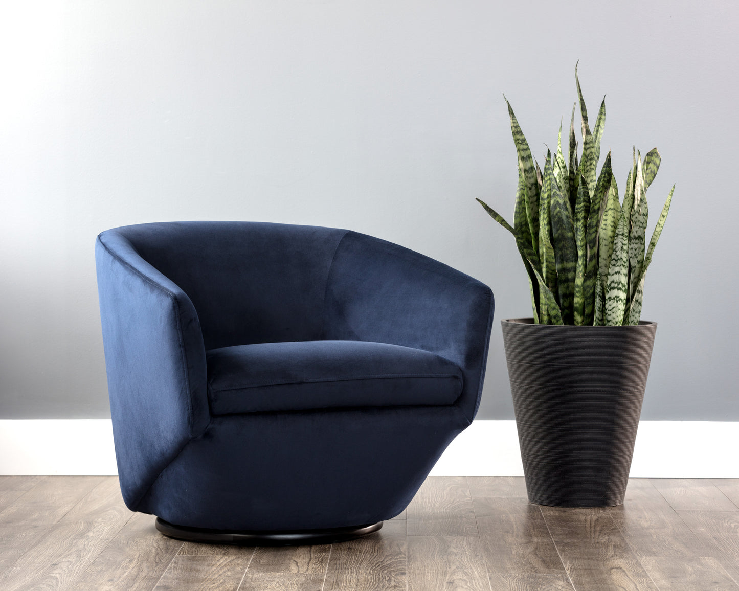 NAHLA TREVISO SWIVEL LOUNGE CHAIR - METROPOLIS BLUE