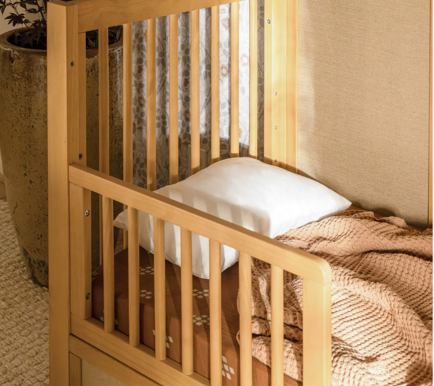 Eloise 4-in-1 Convertible Crib