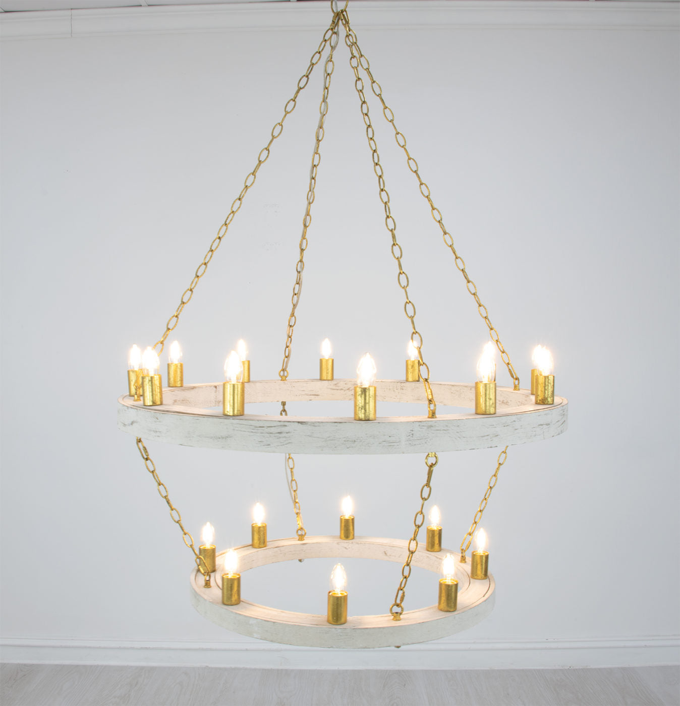 HD123 White Oak & Gold Chandelier