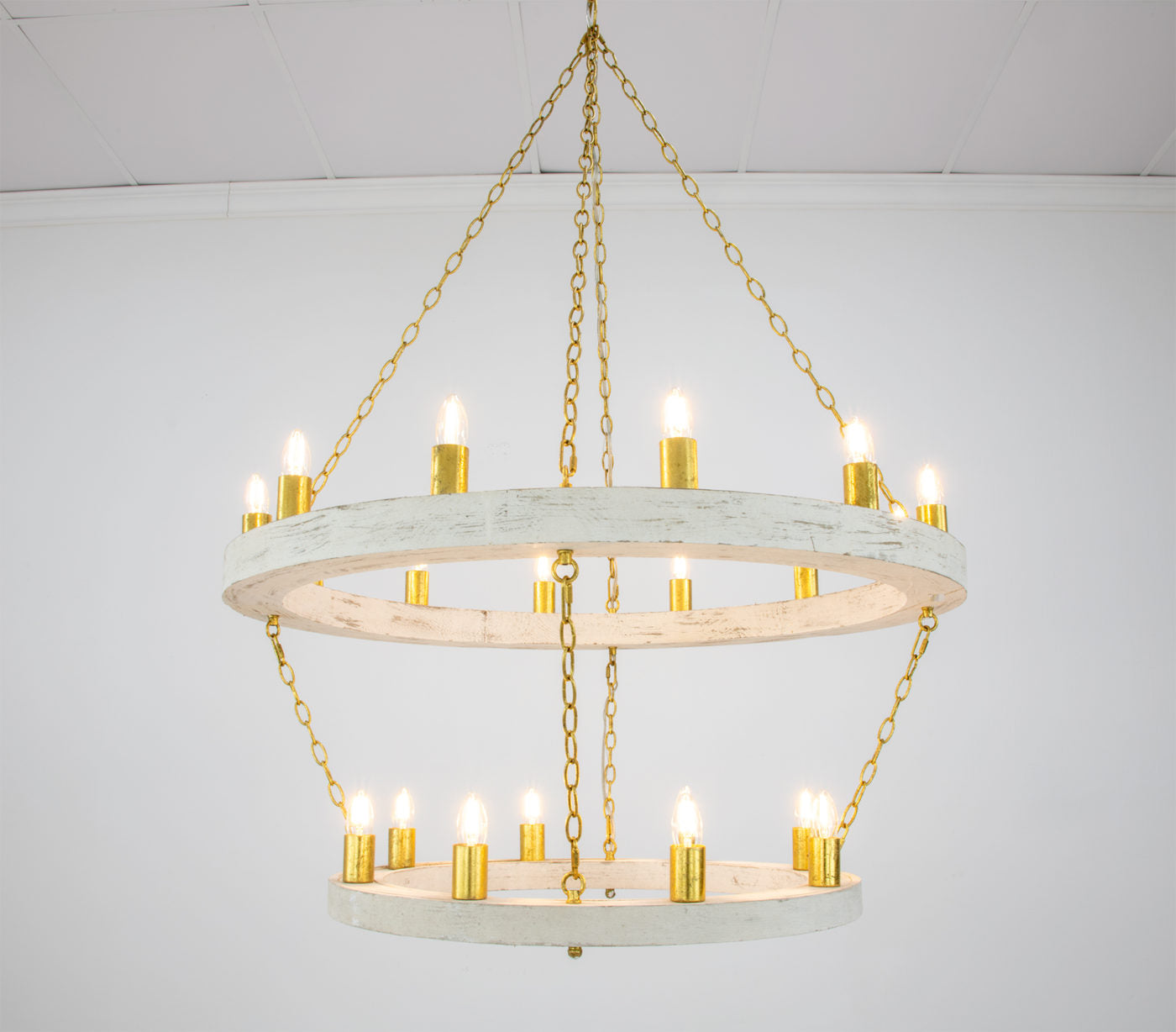 HD123 White Oak & Gold Chandelier