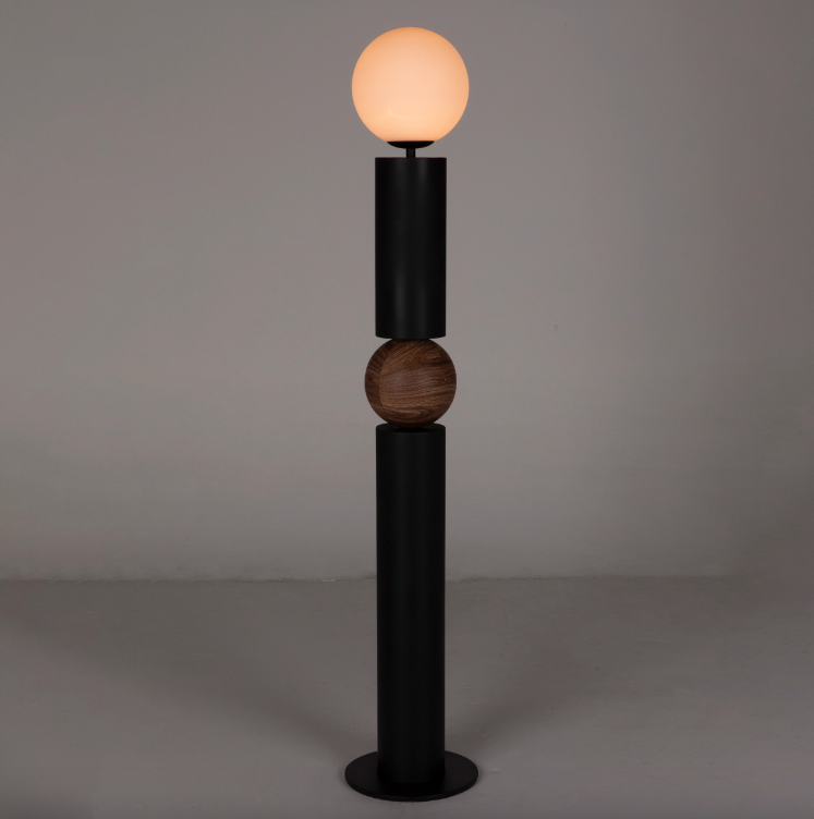 Max Floor Lamp