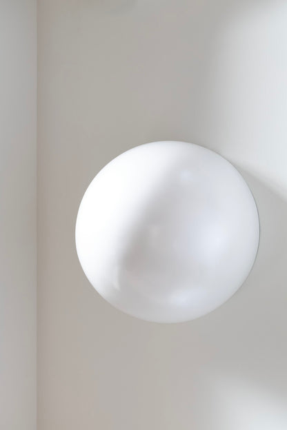 Sphere-In-Half, Pearl White