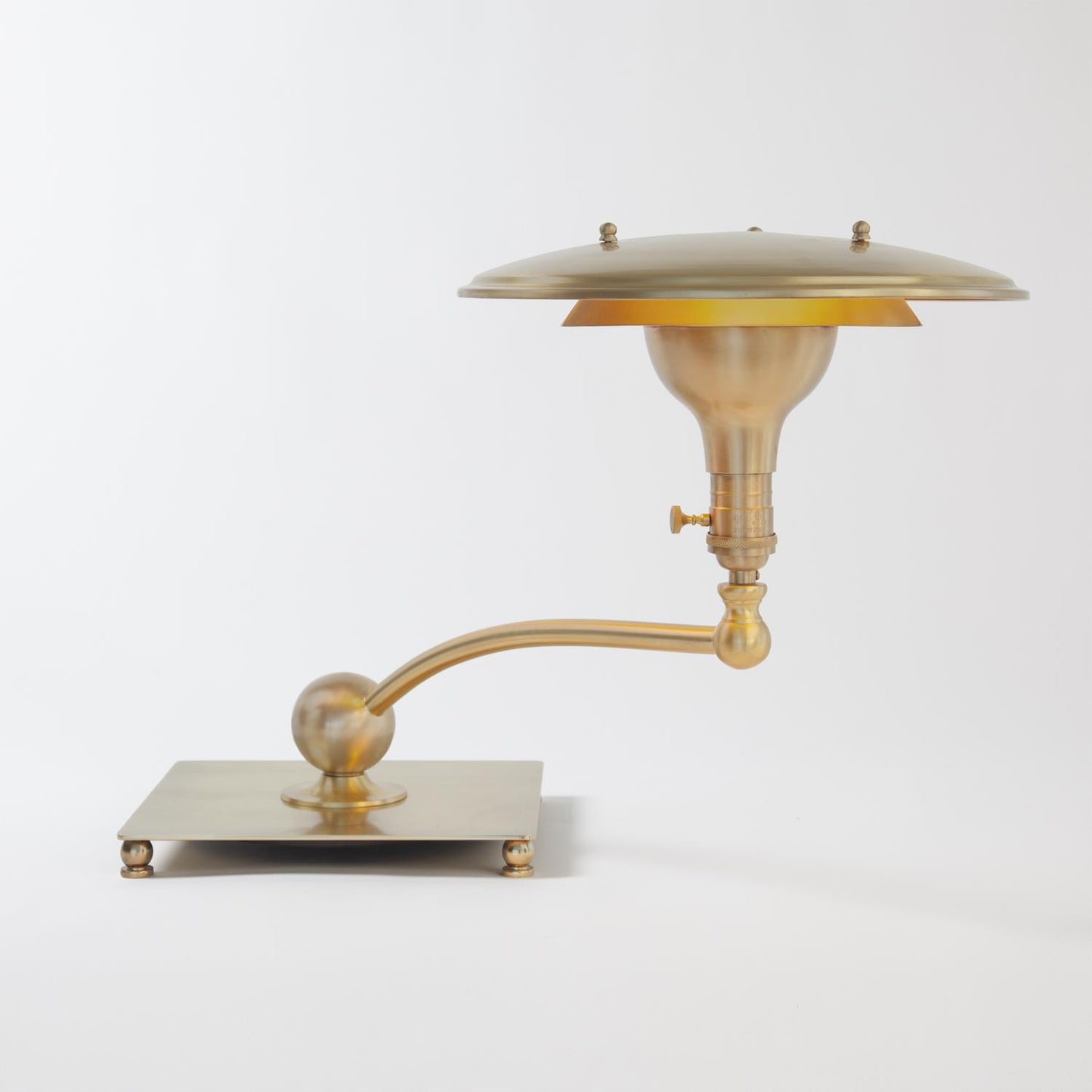 SATURN LAMP-BRUSHED BRASS