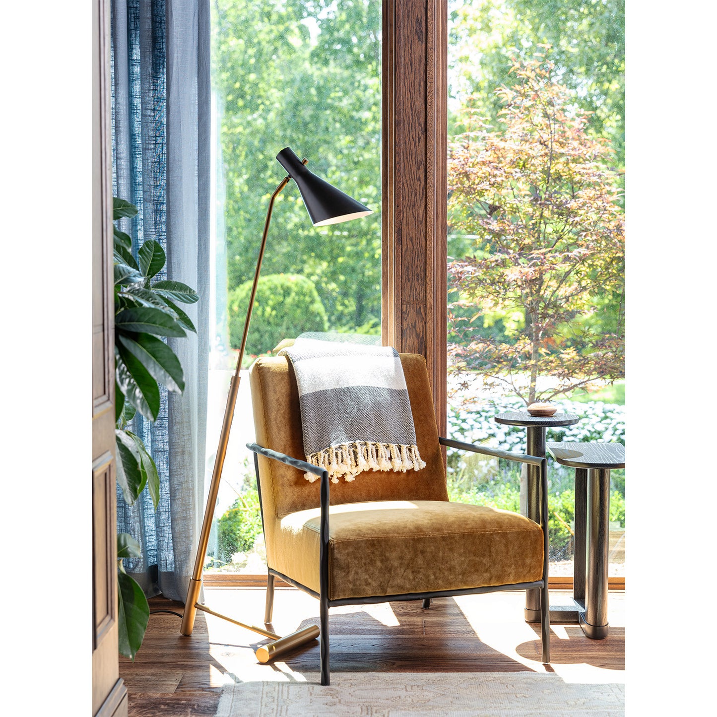 Spyder Floor Lamp