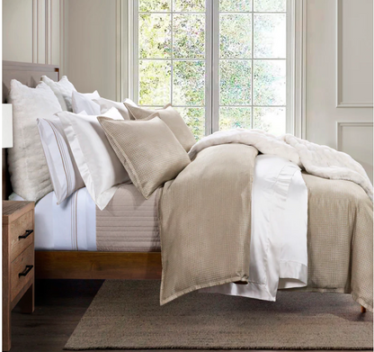 SYDNEY JACQUARD BEDDING SET