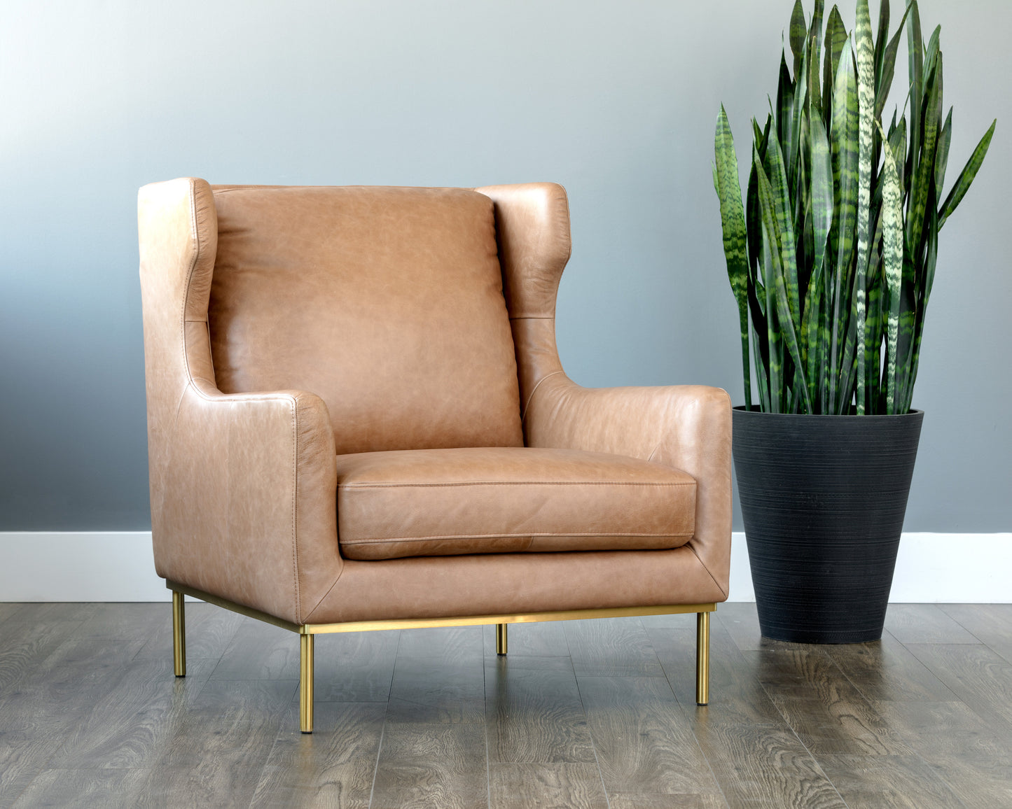 NAHLA VIRGIL LOUNGE CHAIR - MARSEILLE CAMEL LEATHER